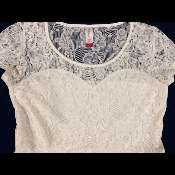 No Boundaries Short Sleeve Lace Dress - Picture 4 of 4